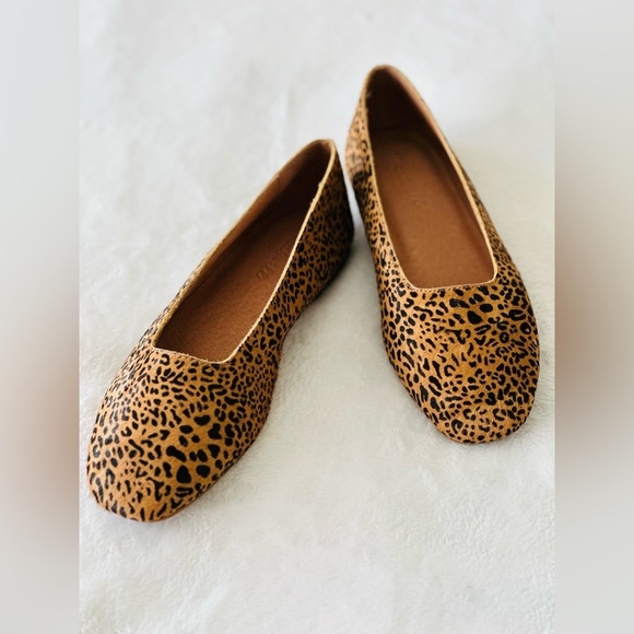 Madewell The Cory Flat in Leopard Calf Hair Size 7.5 - Picture 2 of 11